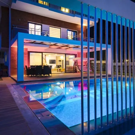 Villa Prestige B *